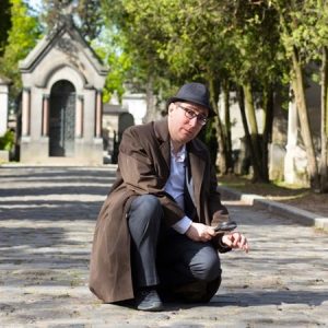 visite enquête au Père Lachaise par Visites Spectacle