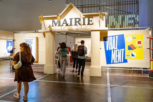 "Critical Thinking" exhibition at La Cité des Sciences 2026-2027