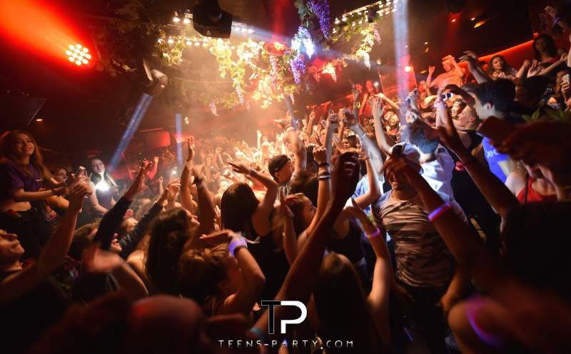 Teens Party La Boite De Nuit Pour Ados 13 17 Ans 10 De Reduction Teens Party La Boite De Nuit Pour Ados 13 17 Ans 10 De Reduction