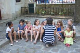 Puzzle game in Montmartre for children