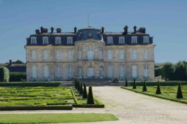 the castle of champs sur marne