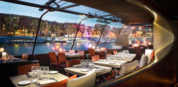 The Bateaux Parisiens lunch cruise