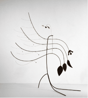Mobile de Calder à l'exposition Calder Picasso