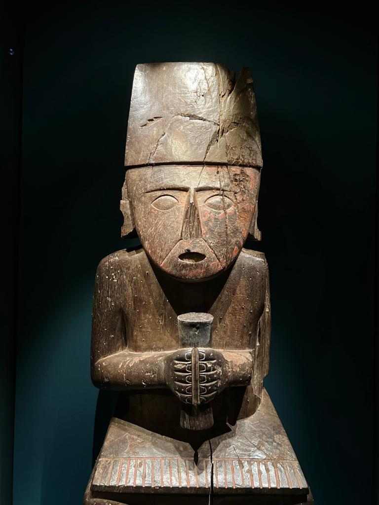 statue de l'expo sur le Pérou