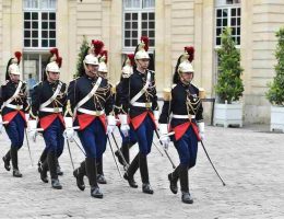 La relève de la garde Républicaine Paris