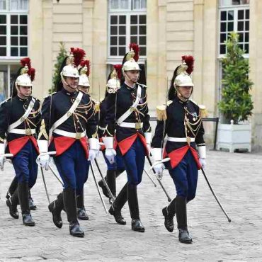 La relève de la garde Républicaine Paris