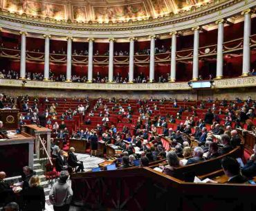 Assemblée Nationale, children's visit to Paris