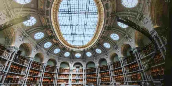 La salle ovale de la Bibliothèque Nationale