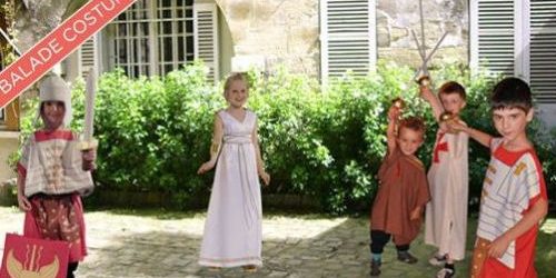 undefined visite costumée pour les enfants dans Paris