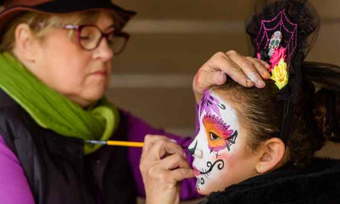 Halloween make-up at the Sand Sea