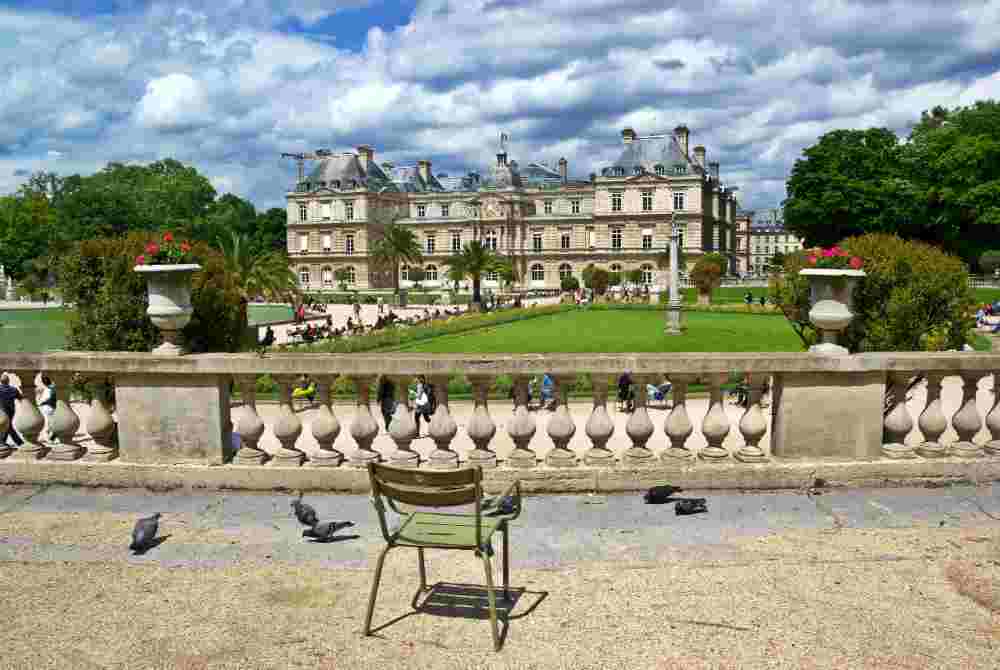 the chairs of the Luxembourg garden