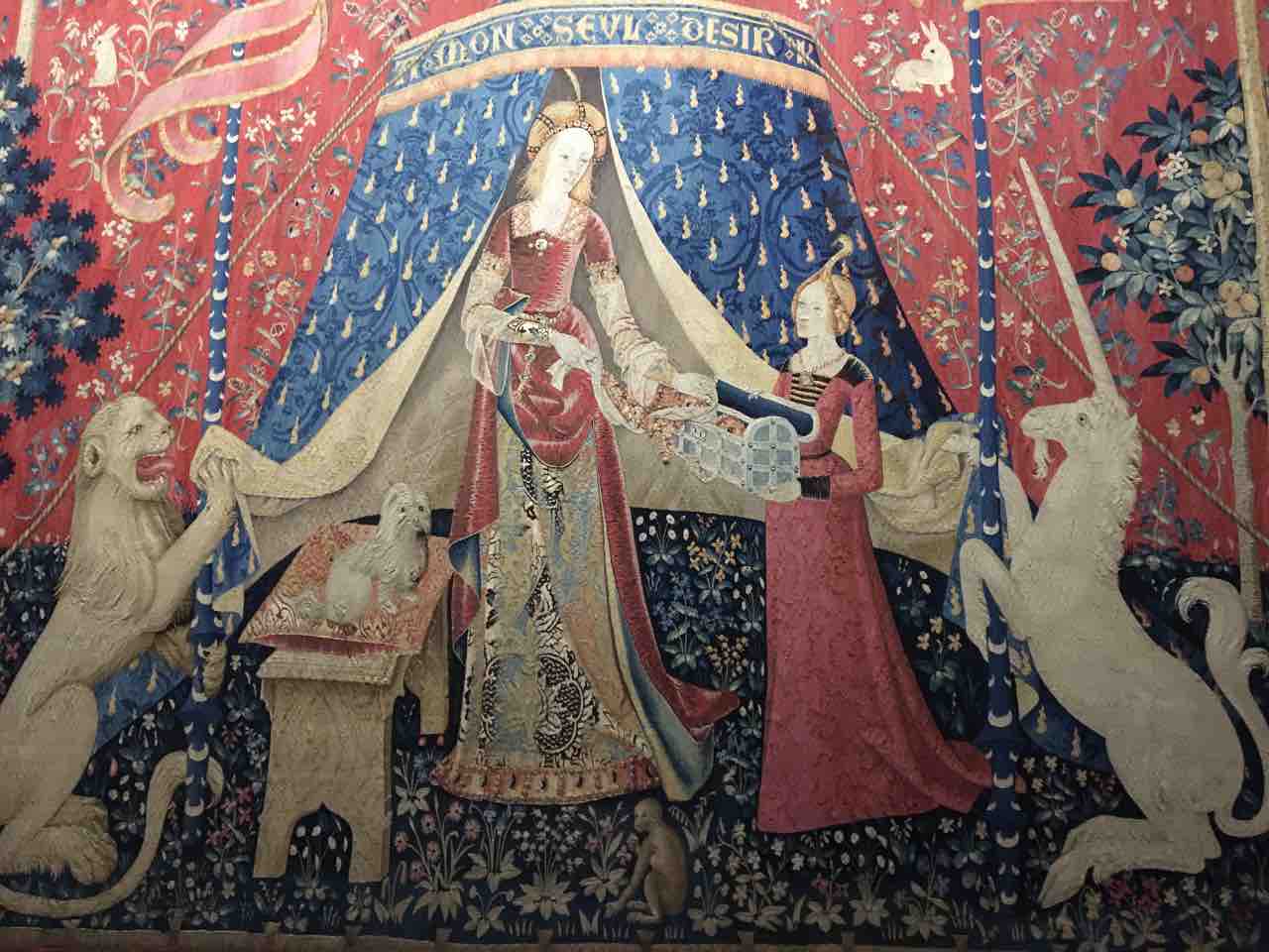 guided tour of the lady with the unicorn at the musée de cluny