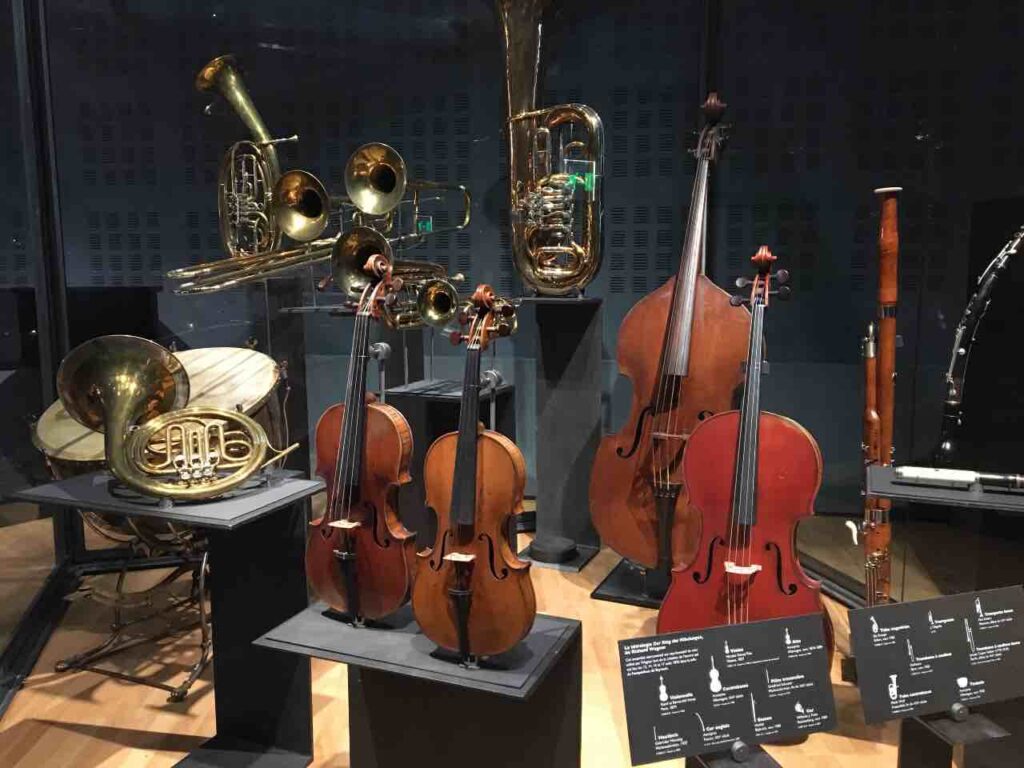 the music museum at the cité de la musique