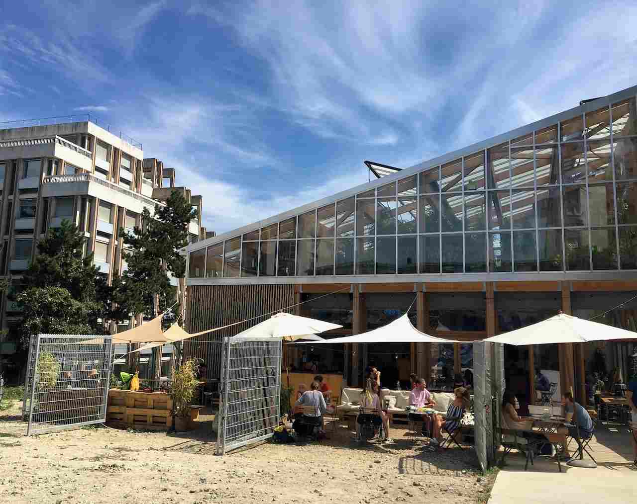 The restaurant Le Passage à niveau in the 19th arrondissement